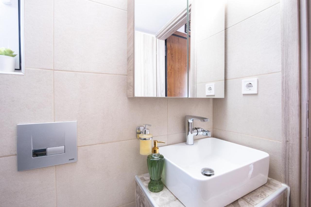 Family Apartment Near Port Πειραιάς Εξωτερικό φωτογραφία