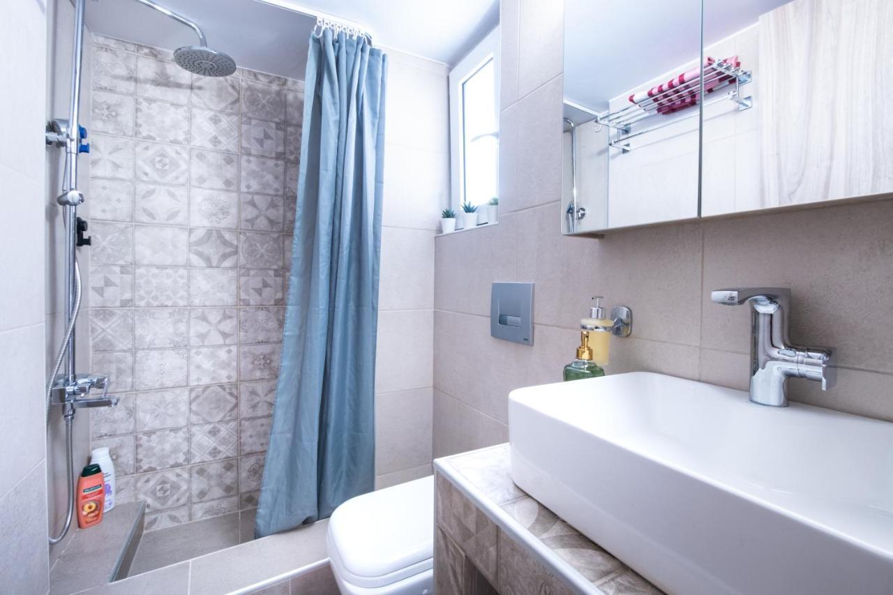 Family Apartment Near Port Πειραιάς Εξωτερικό φωτογραφία