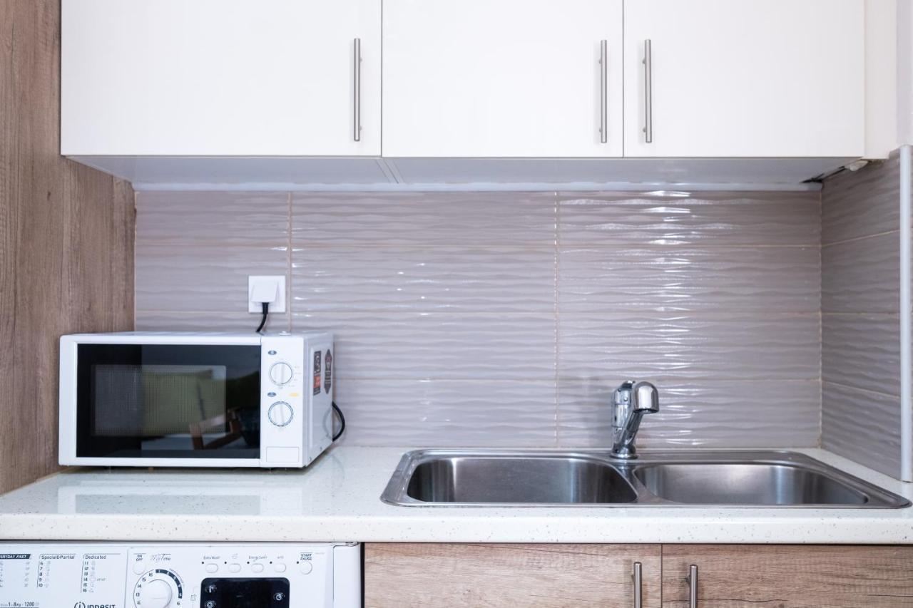 Family Apartment Near Port Πειραιάς Εξωτερικό φωτογραφία